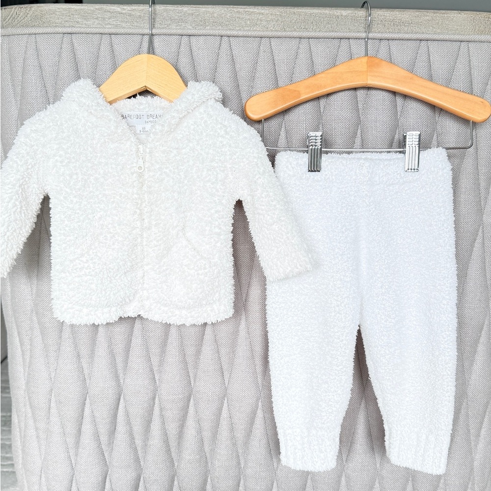 Barefoot Dreams Hoodie & Pants Set 3-6m